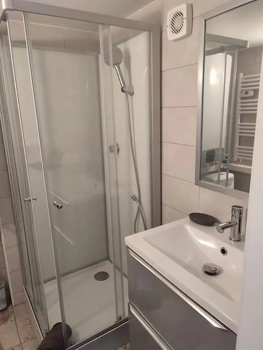 Studio 30 M 2, Vue Mer Avec Terrasse カーニュ・シュル・メール 0*,